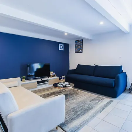 Domaine Manon En Luberon Privatise - 21 Couchages Holiday home Lagnes